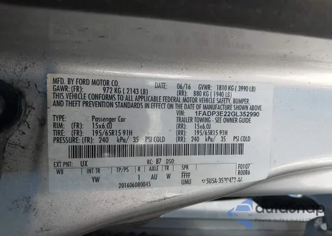 2016 Ford Focus S from USA, damaged, VIN 1FADP3E22GL352990